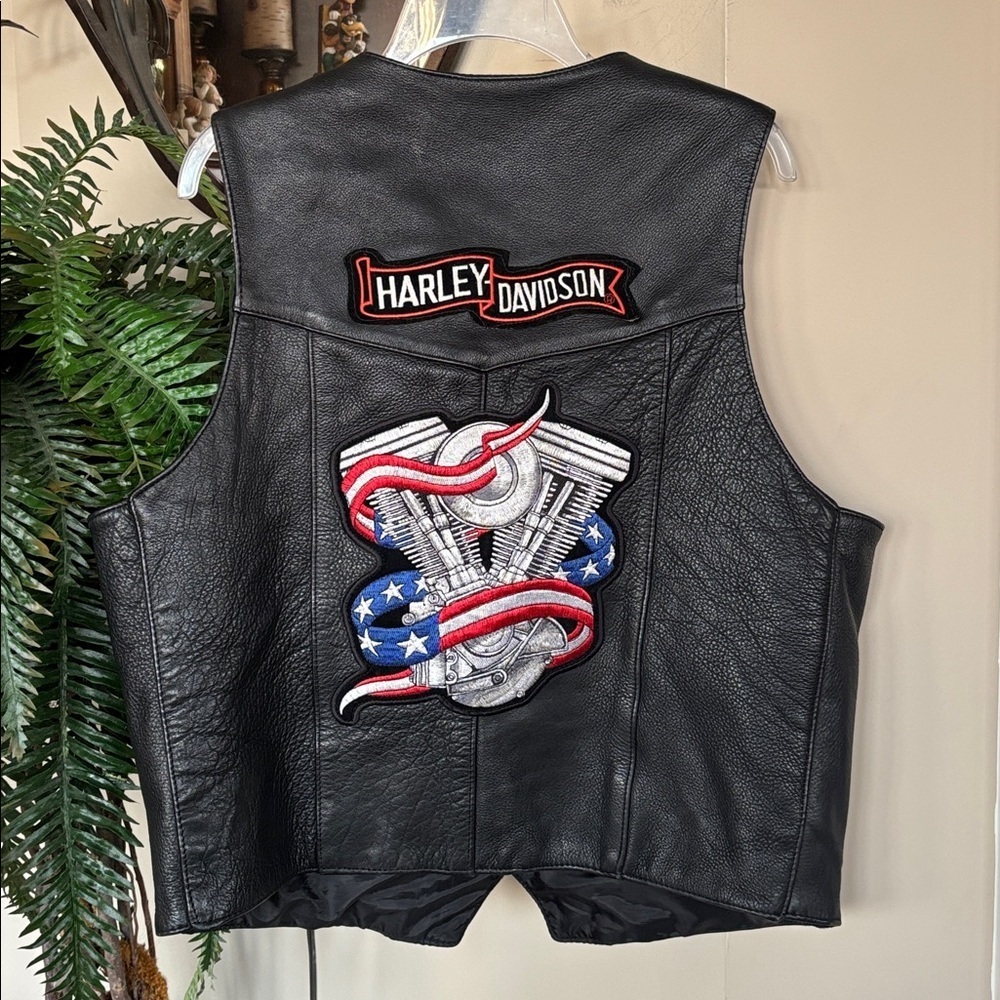 UNIK Ultra Harley-Davidson Genuine Leather Black Vest Motorcycle Snap Closure